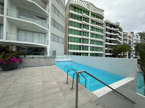Departamento al pie del mar en Chipipe Salinas