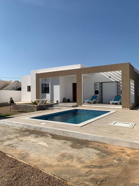 Charming villa on the Bourgo Mall side