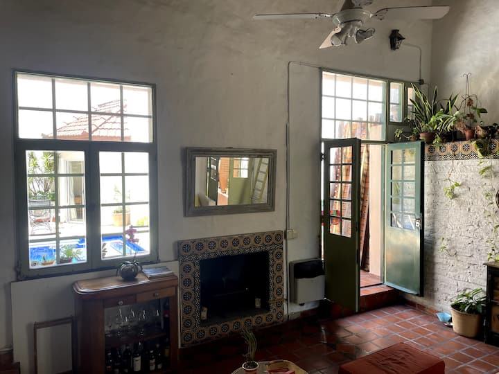 Quarto em casa com banheiro privativo em Villa Crespo