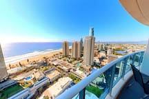 2 Bed, 2 bath, self-contained rental in Surfers Paradise