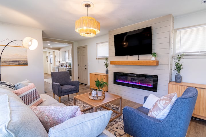 The Hamilton Modern Organic 3bed 3bath Noblesville - Noblesville, IN