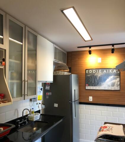 Apê Laranjeiras: vaga, Netflix e metrô a 200m gallery image 4