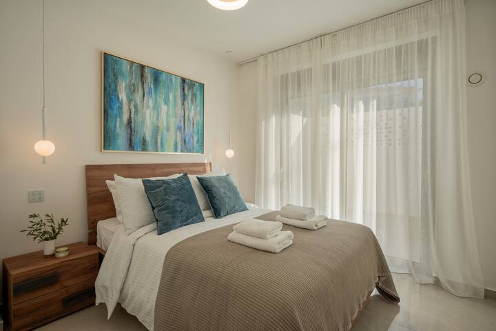 AmphiMatrion, Pasiphae w/ private pool & Seaview gallery image 5