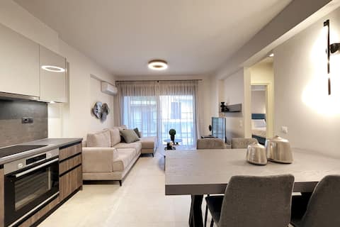 Athenean Gem near Athens Metro Mall