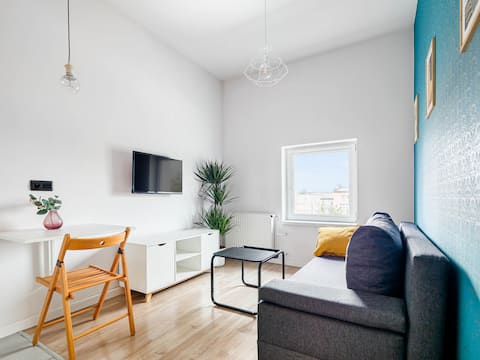 Successful Airbnb property: Cozy apartment for 2 ppl near Katowice in Szopienice Burowiec