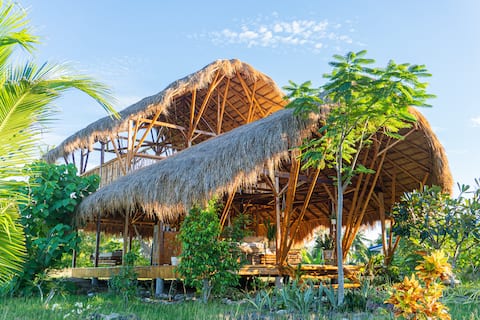 Bamboo Hideaway with Breakfast