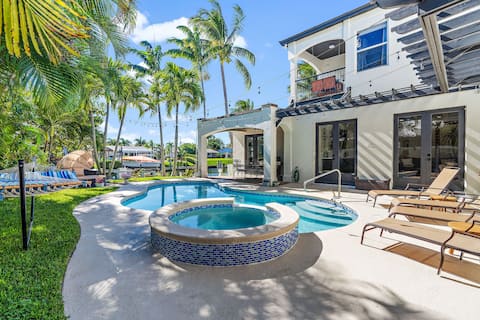 Waterfront Palm Beach Villa w Pool, Near Beaches!