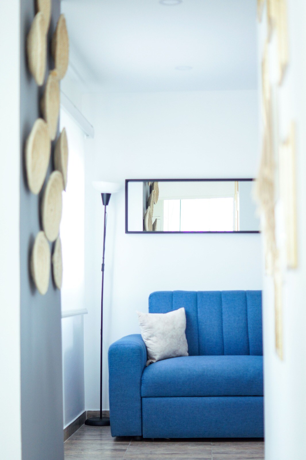 Cerradura Digital
თქვენ არ გჭირდებათ გასაღებები ბინასა და შენობაში შესასვლელად, ჩვენ გაძლევთ უნიკალურ და პირად გასაღებს თქვენი სტუმრობისთვის.
Ბინა შედგება ორი კომფორტული ოთახისგან.