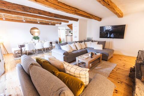 Chalet Pyrenea Vacation 5* Spa, Nature & Relaxation