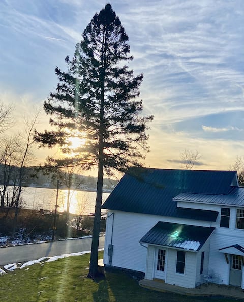 Beach House - Lake Memphremagog