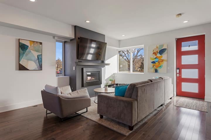 King Bed, Firepit & Rooftop At Golfside Home - Denver, CO