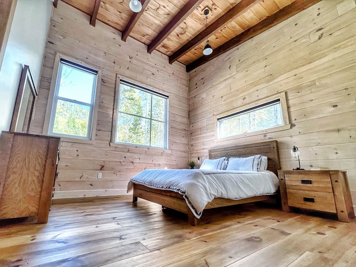 Гостинска соба на горниот кат