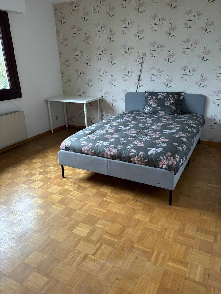 Furnished room Champs3406 Houses for Rent in Luxembourg, Luxembourg, Luxembourg Airbnb