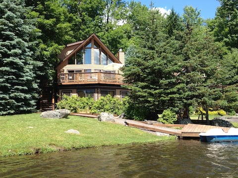 Luxury Lakefront Retreat by 5 Star Operator!