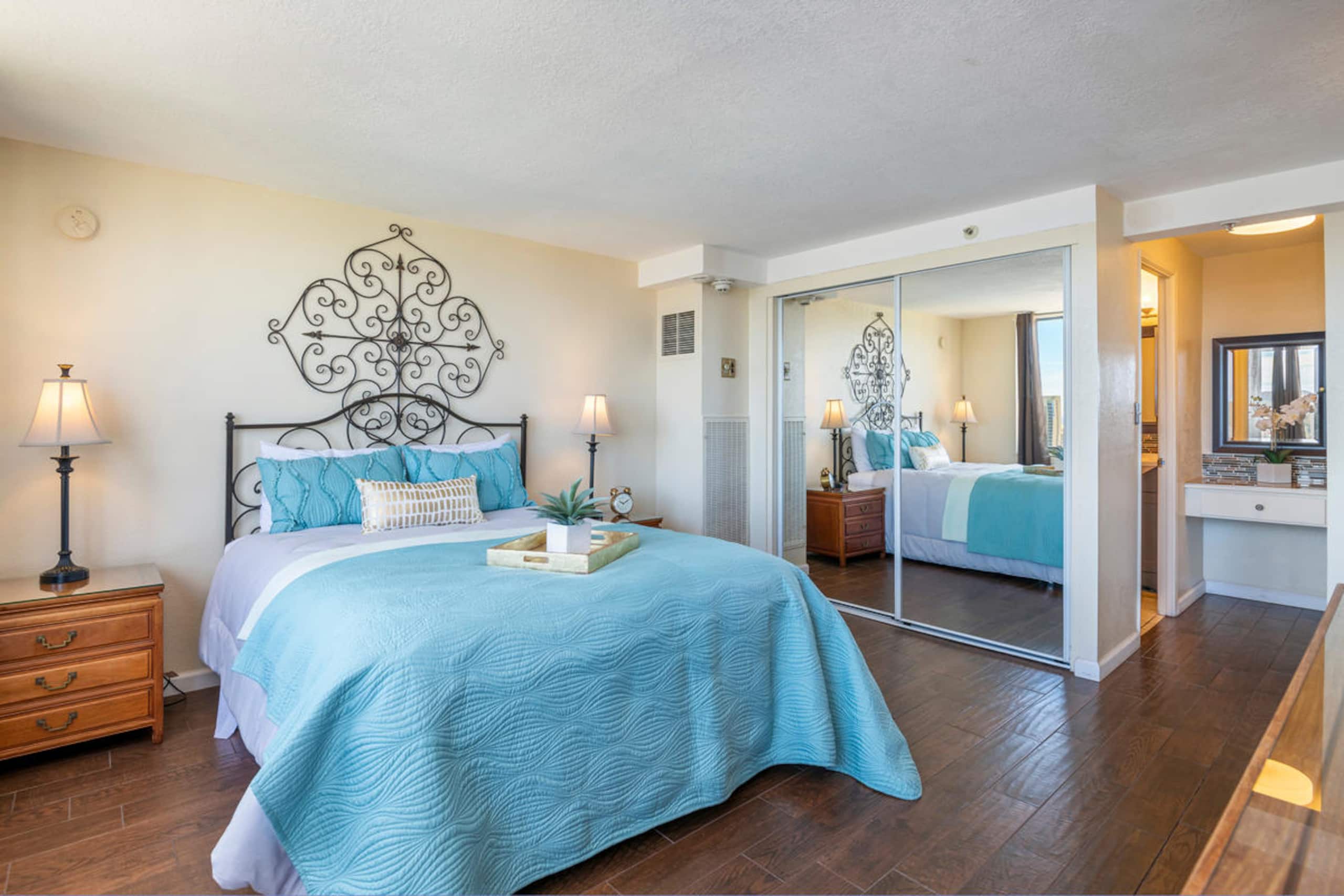 HM PH 303 Comfy Penthouse in Waikiki - Sleeps 6 - Image 13