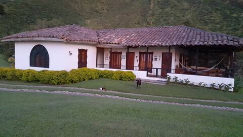 Espectacular Finca cafetera