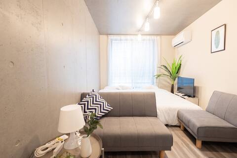 Just 2mins walk to Station! Skytree 15 mins access
