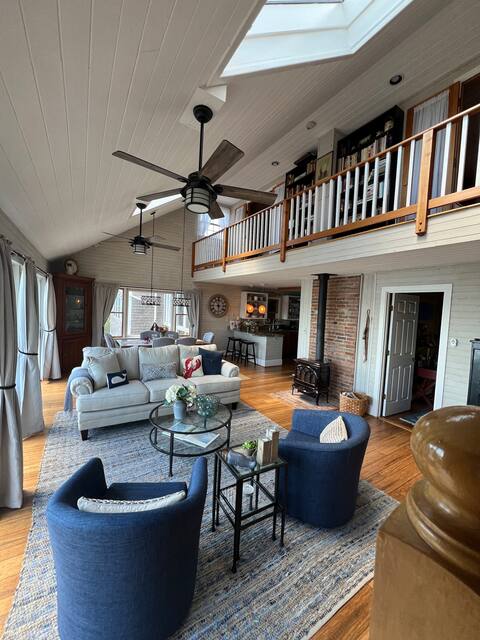 The Maine House