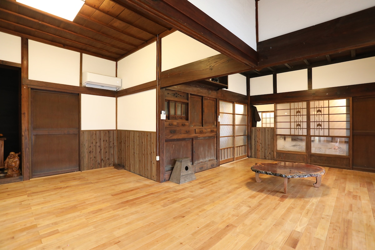 広々20畳
こちら、寝室になります
