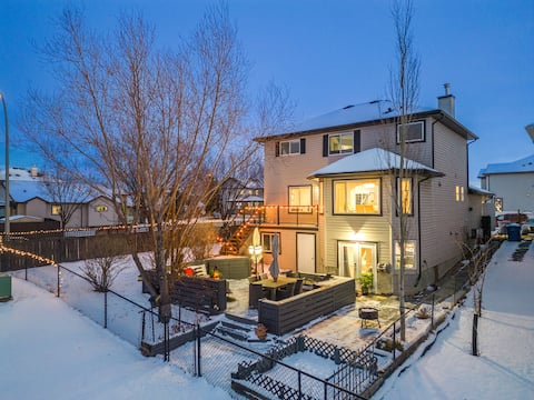 Chestermere Lake Oasis