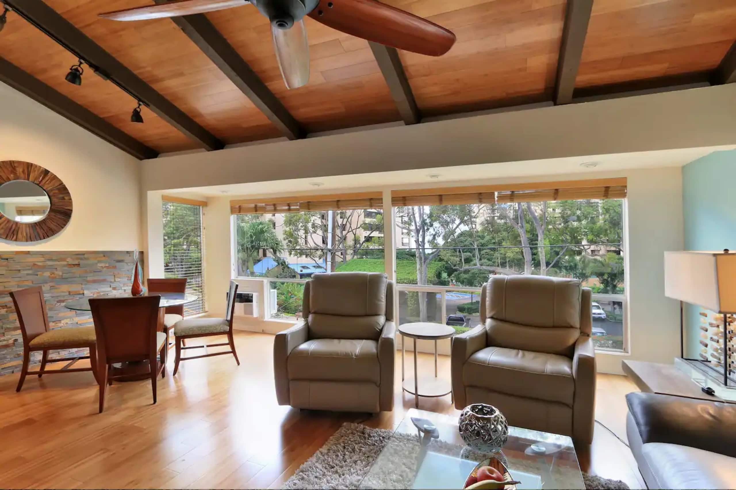 Home in Lahaina · ★5.0 · 1 bedroom · 1 bed · 1 shared bath - Image 4