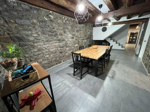 Casa completa 15 pax Biescas
