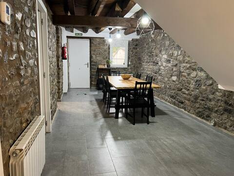 Casa completa 19 pax Biescas