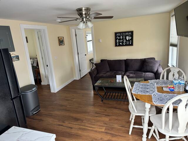 Maple Leaf Adirondack Lodge managed Airbnb listing 2