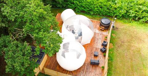 Unusual transparent bubble & spa