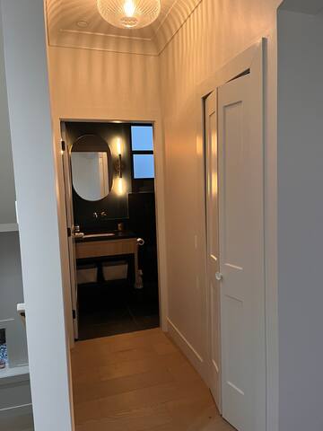 Cozy yet spacious Family Home gallery image 4