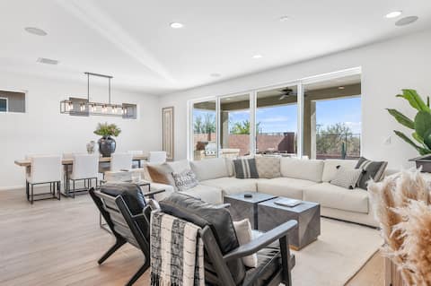 Marana Resort Home | Private Pool, Hot Tub & Golf