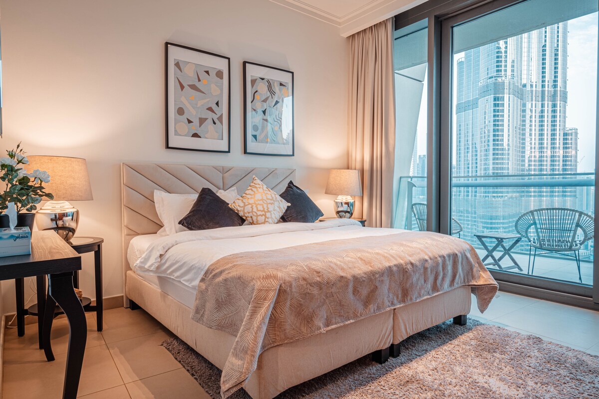 3 Bedroom Furnished Apartment with Burj Khalifa & Fountain View | Burj Vista 4