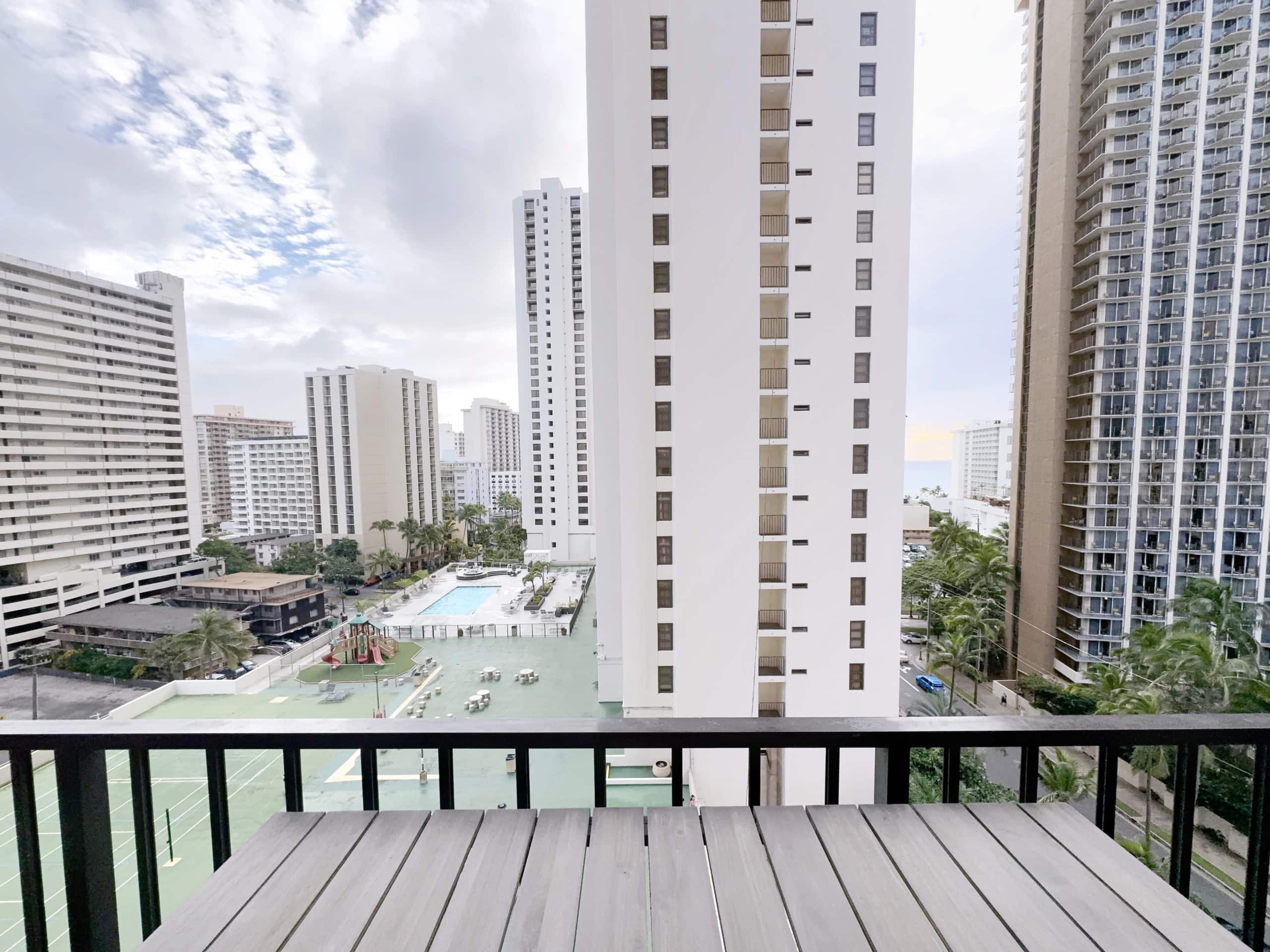 Upscale Ultra Modern Renovated 1BR+Free Parking! - Image 50