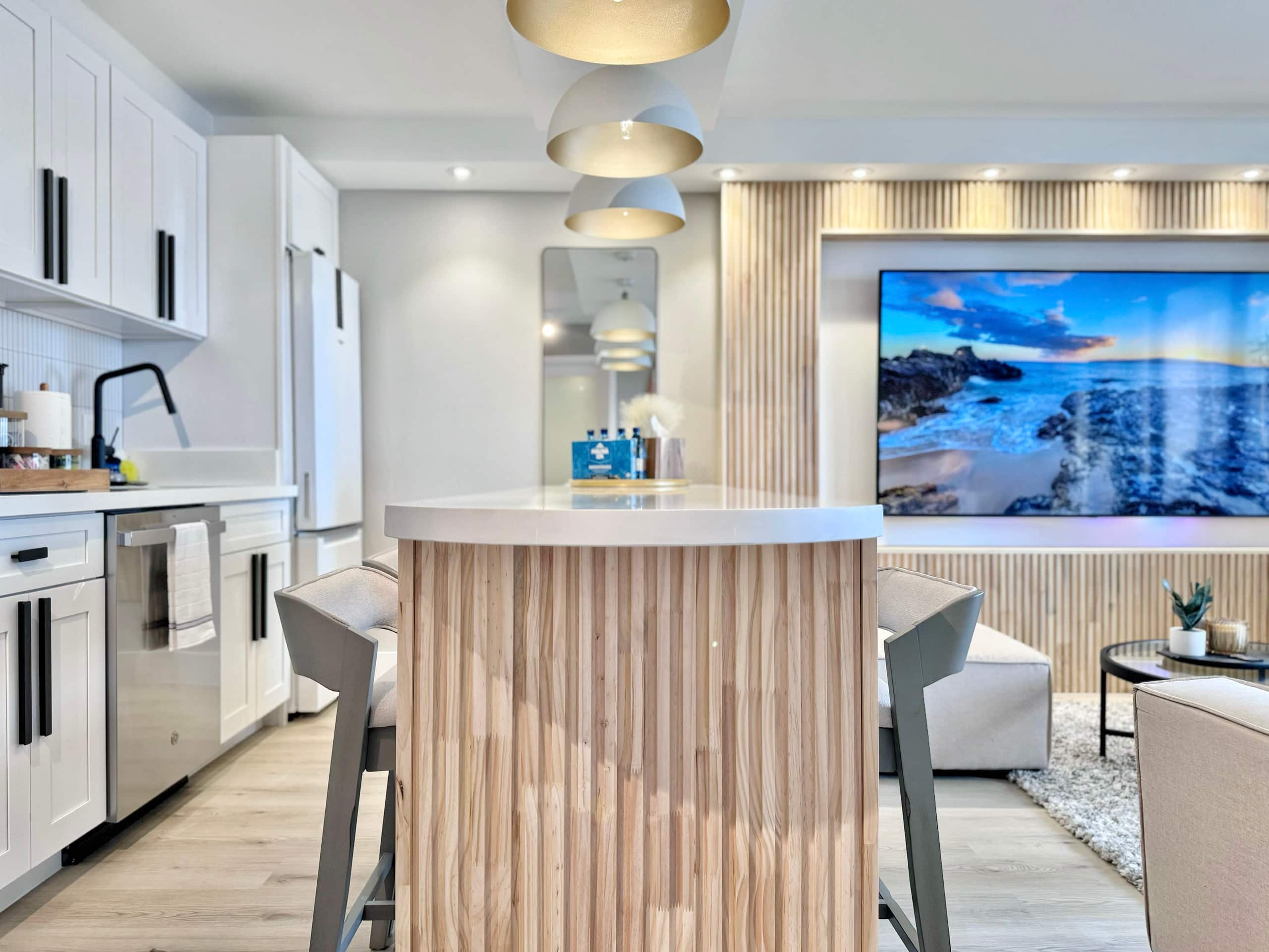 Upscale Ultra Modern Renovated 1BR+Free Parking! - Image 18