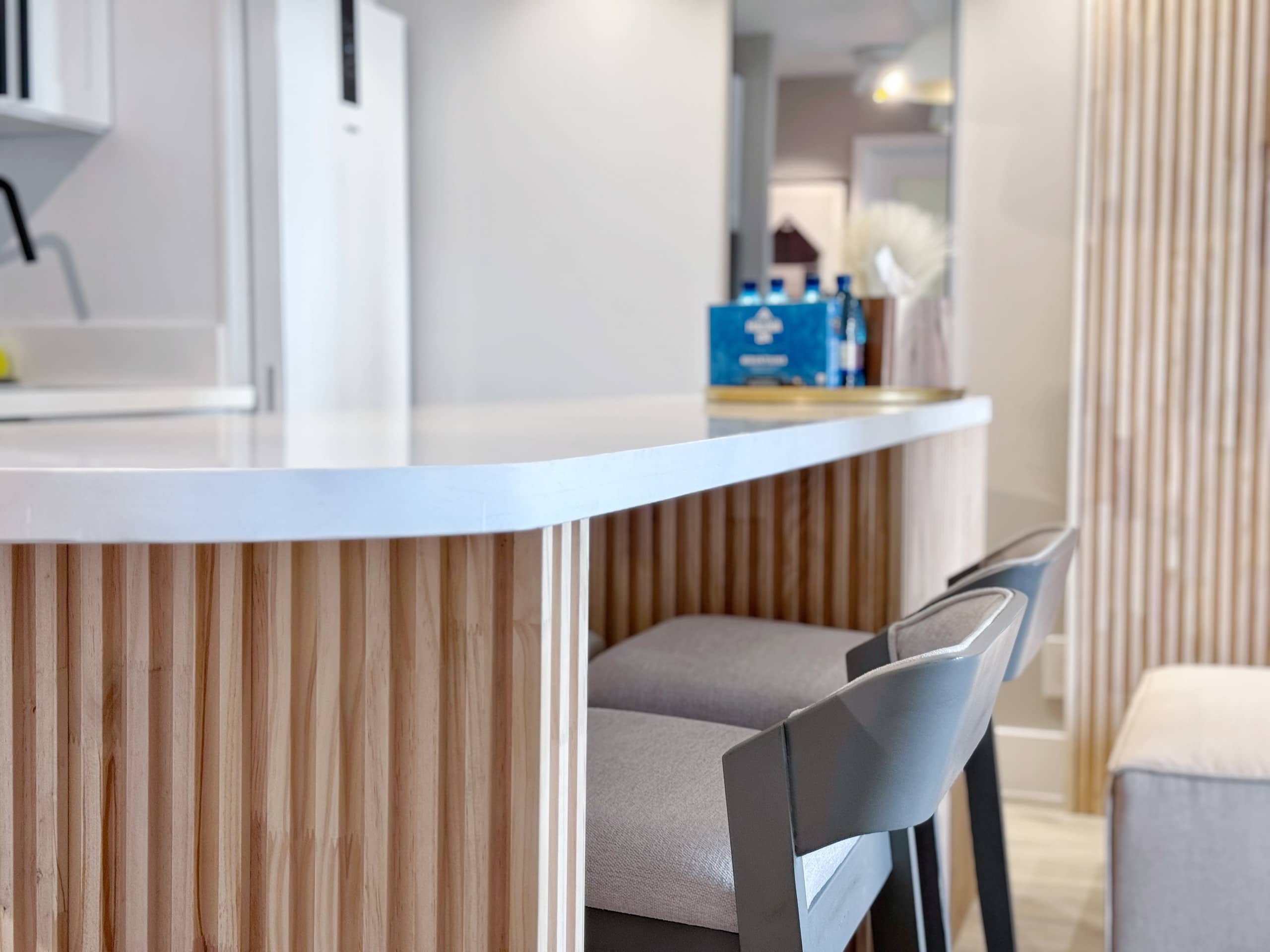 Upscale Ultra Modern Renovated 1BR+Free Parking! - Image 22