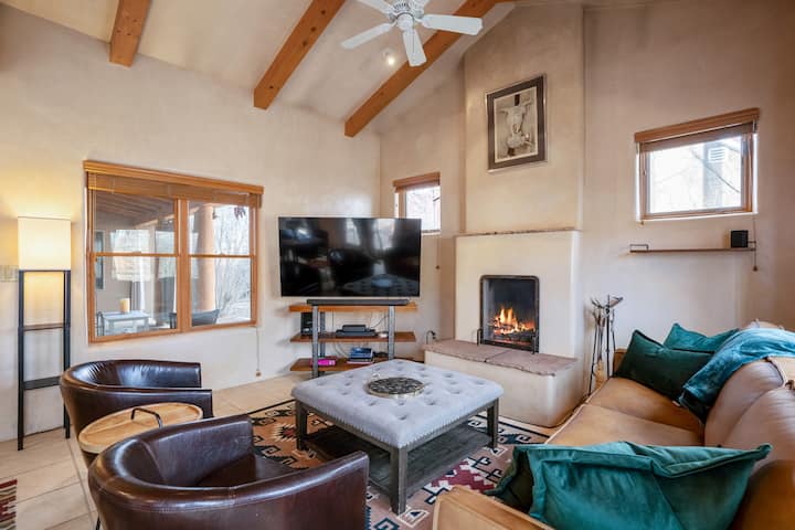 Casa De Raulina-clean, Comfortable & Professional - Santa Fe, NM