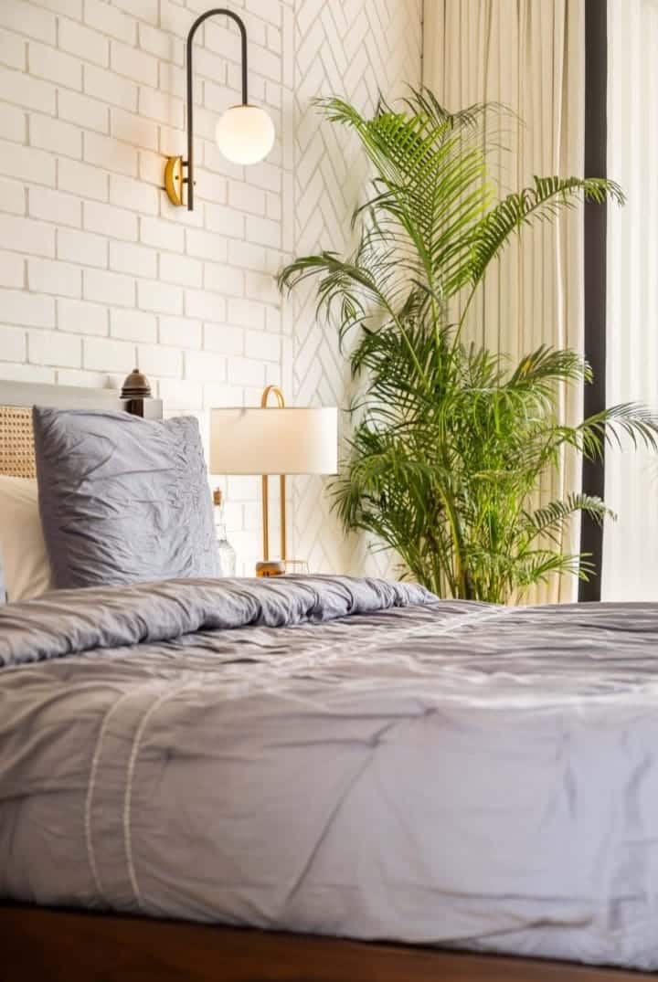 Bedroom 1 image 2
