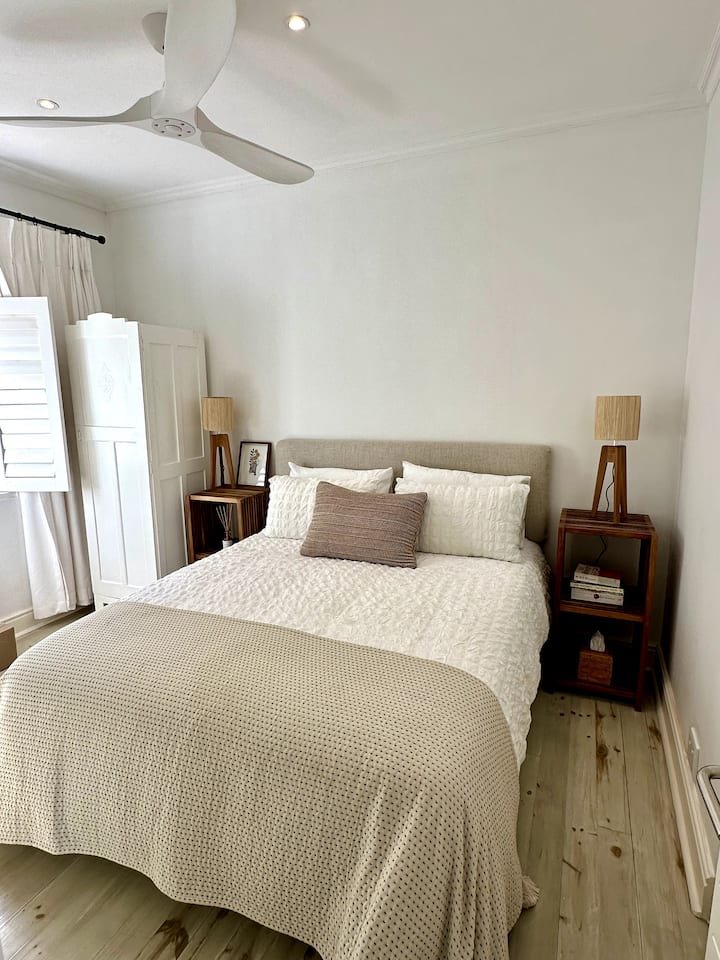 غرفة النوم 2