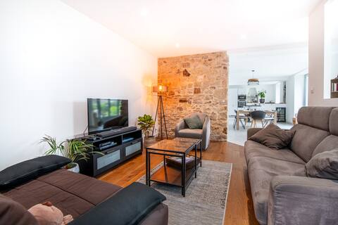 Maison du Château, spacious and charming!