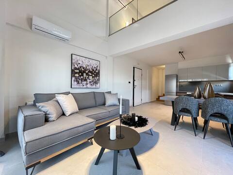 Gleaming apartment near Athens Metro Mall-D1