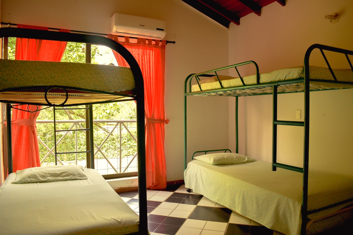 საძინებელი 2