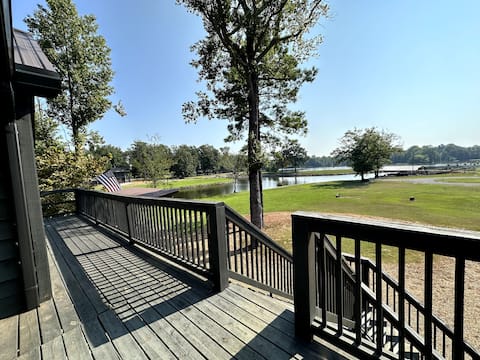 DMFD Upstairs River House