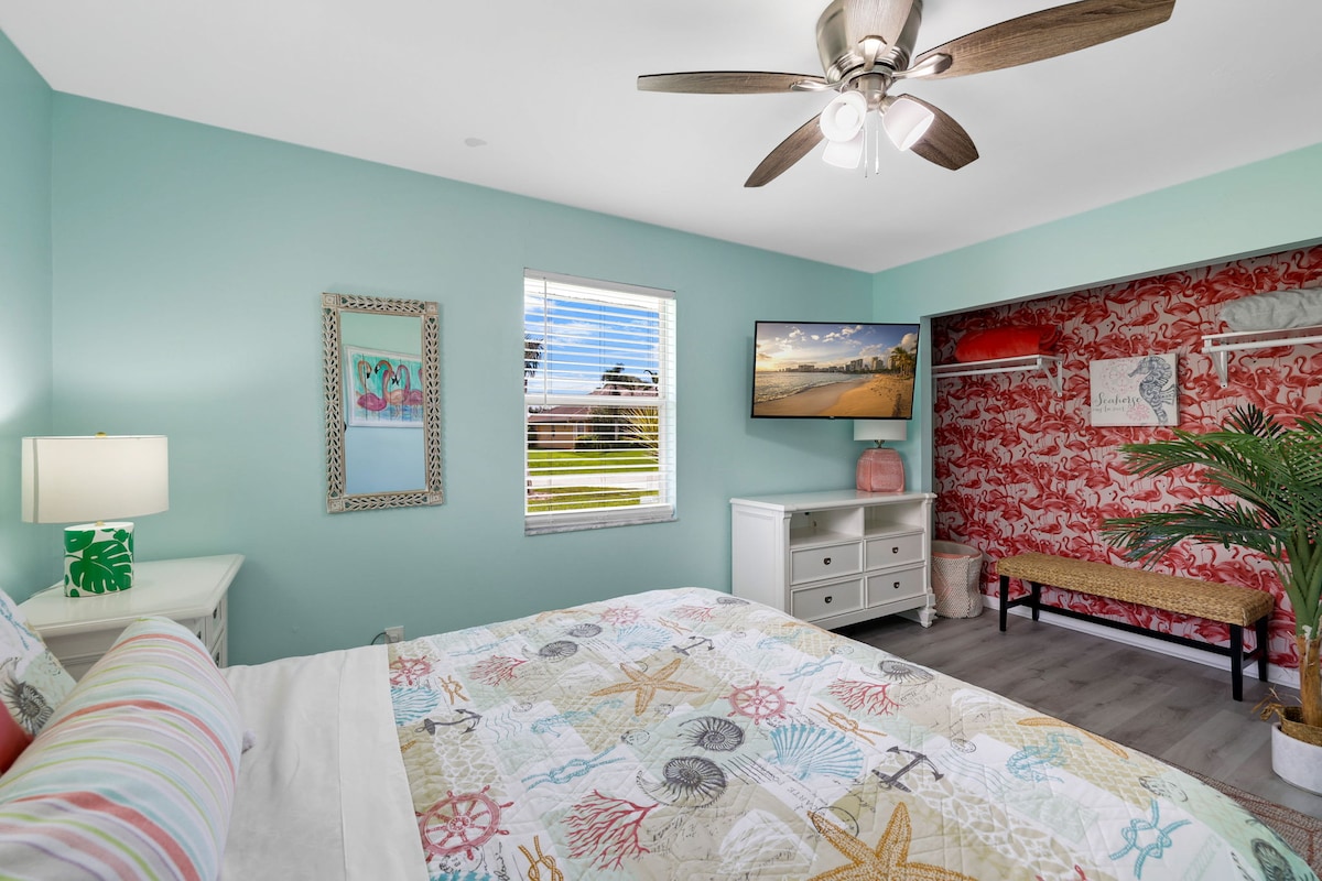 You’ll feel enveloped in warmth in this charming room with its rich wood accents and inviting bed. Wake up refreshed, surrounded by rustic coziness, and enjoy the perfect mix of comfort and natural vibes