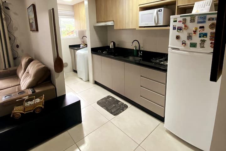 Apartamento C/ Ar Nos 2 Quartos (Super Completo)! - Pôrto Belo