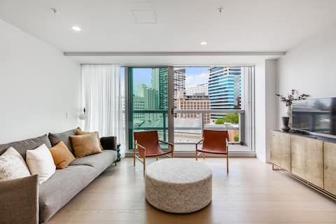 Urban Escape: Prime Location by Zodiak Stays