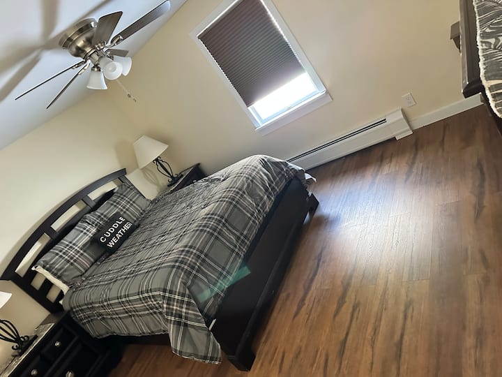 Ms1 Suite - Schroon Lake, NY