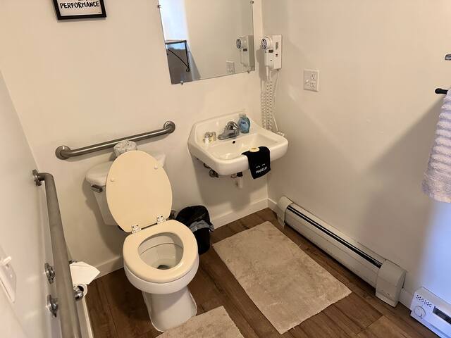 Maple Leaf Adirondack Lodge managed Airbnb listing 3