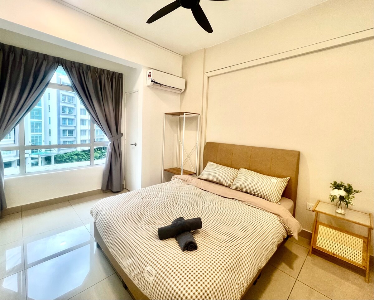 Спална соба 2 - брачен кревет (широк 150 - 179 см)