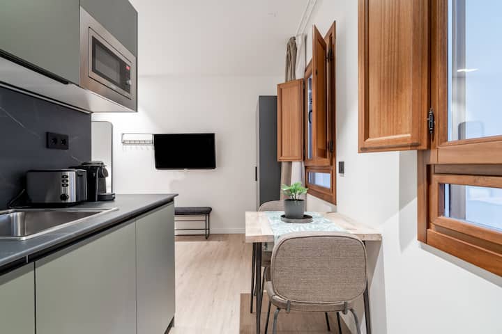 Limehome Vitoria Palacio ÁLava-v. | Economy Studio - Vitoria-Gasteiz