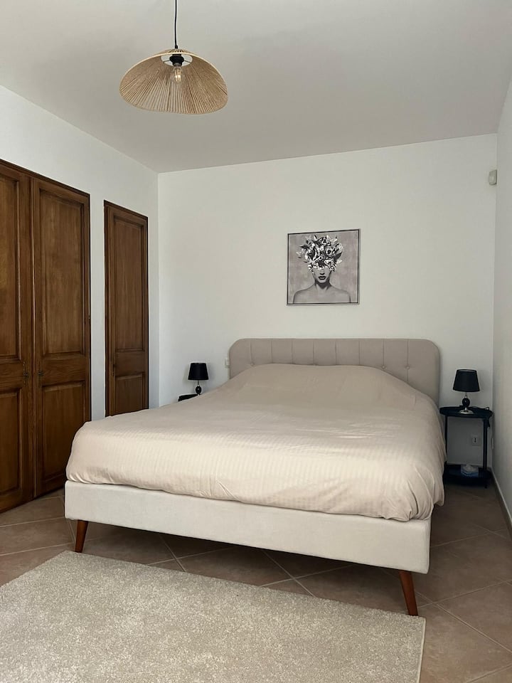 lit confortable 160X200  